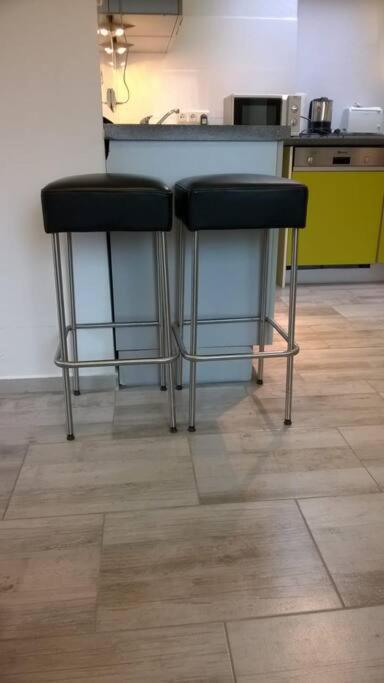 Toll Apartment Mit Privatem Eingang Free Parking Slbst Check-In Netflix 30 Zone Ruhig Ντούισμπουργκ Εξωτερικό φωτογραφία
